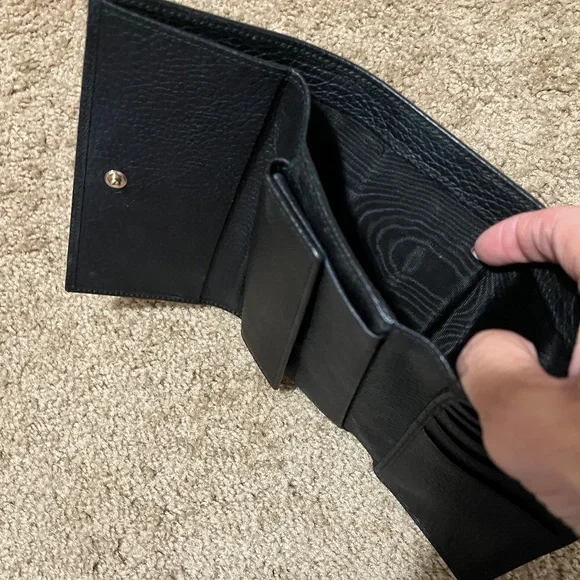 Gucci Burgundy and Black GG Canvas Continental Wallet - Picture 5 of 6